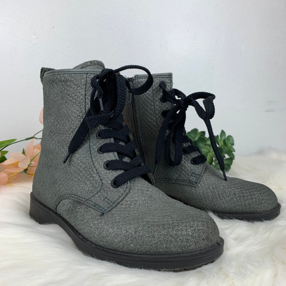 ECCO Moto HydroMax Boots Metallic Silver